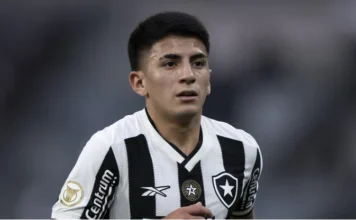 Botafogo recebe terceiro transfer ban da Fifa por dívida milionária Botafogo recebe terceiro transfer ban da Fifa por dívida milionária